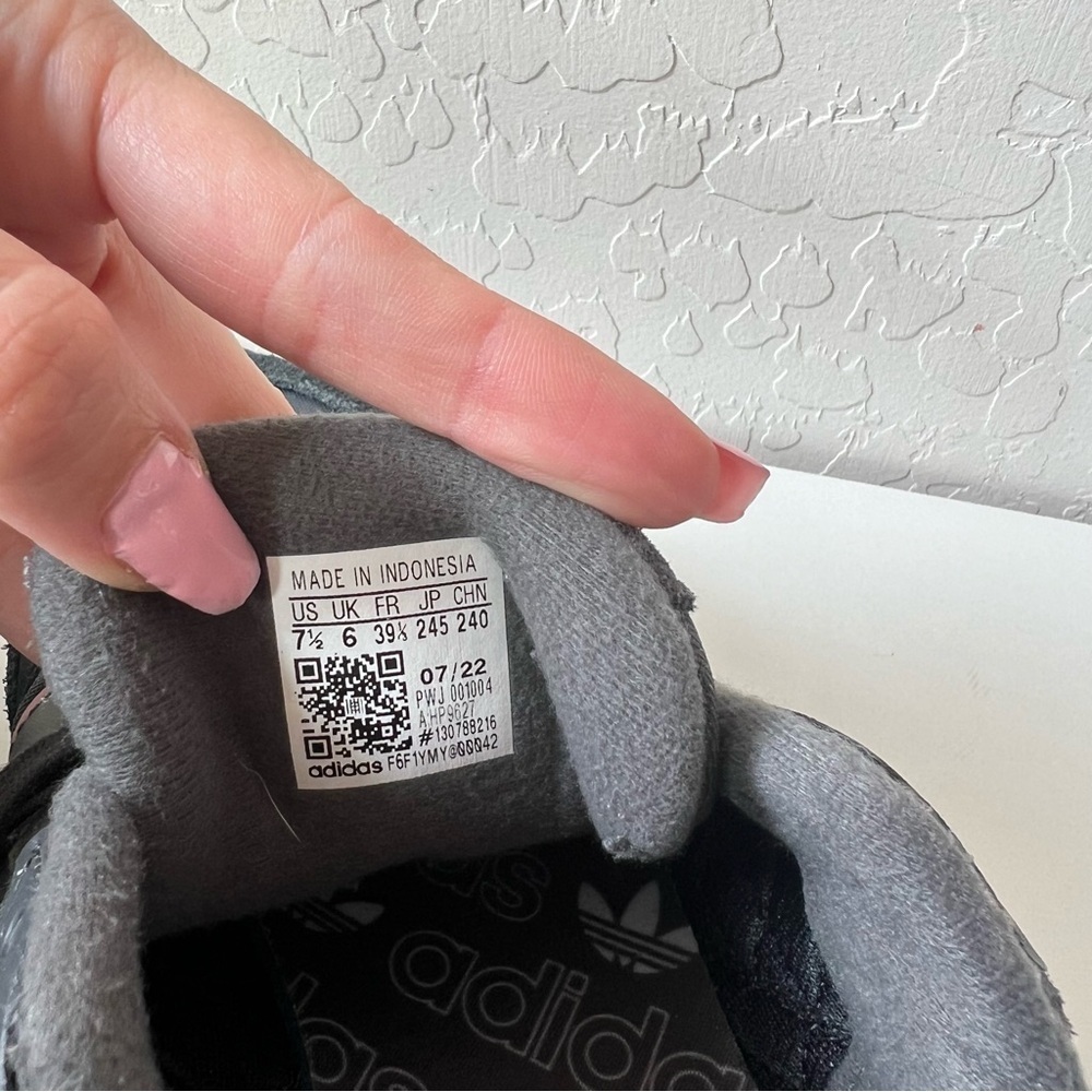 Adidas Retropy F90 Lace Up Sneaker in Dark Grey - Picture 5 of 13
